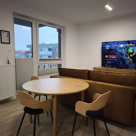 Kameralny Nowy Apartament W Centrum Miasta, Duzy Parking, Fv, Luksusowo Wyposazony, Ps5, Balkon, Klimatyzacja, Taras, Winda, Wyposazona Kuchnia Starogard Gdanski Exterior photo