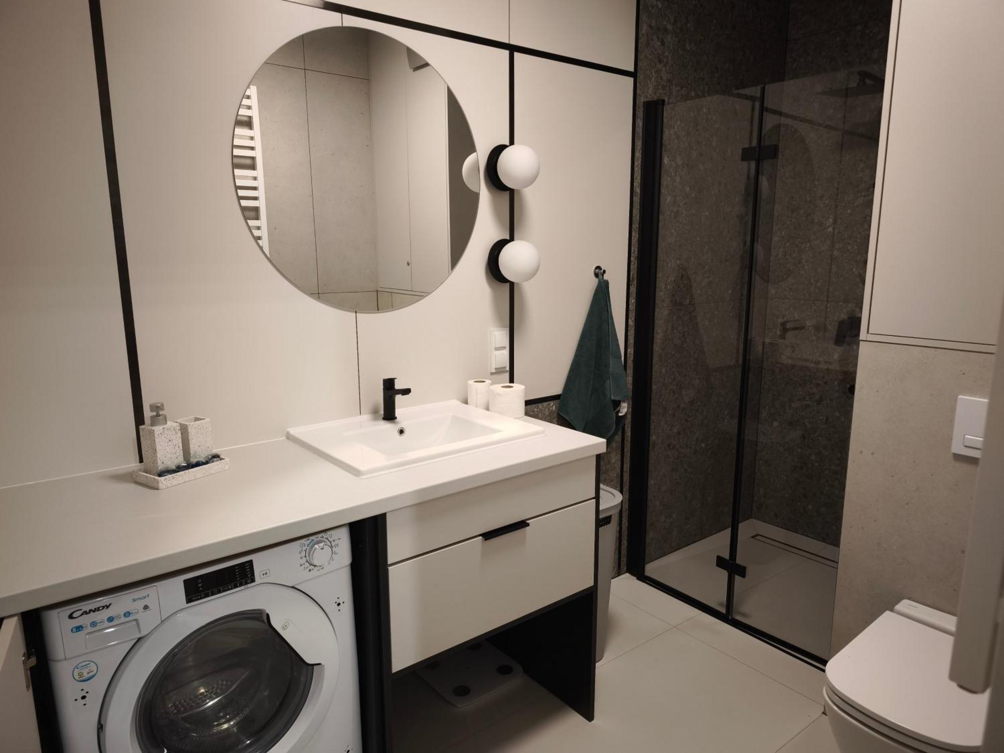 Kameralny Nowy W Centrum Miasta, Duzy Parking, Fv, Luksusowo Wyposazony, Ps5, Balkon, Klimatyzacja, Taras, Winda, Wyposazona Kuchnia Apartment *