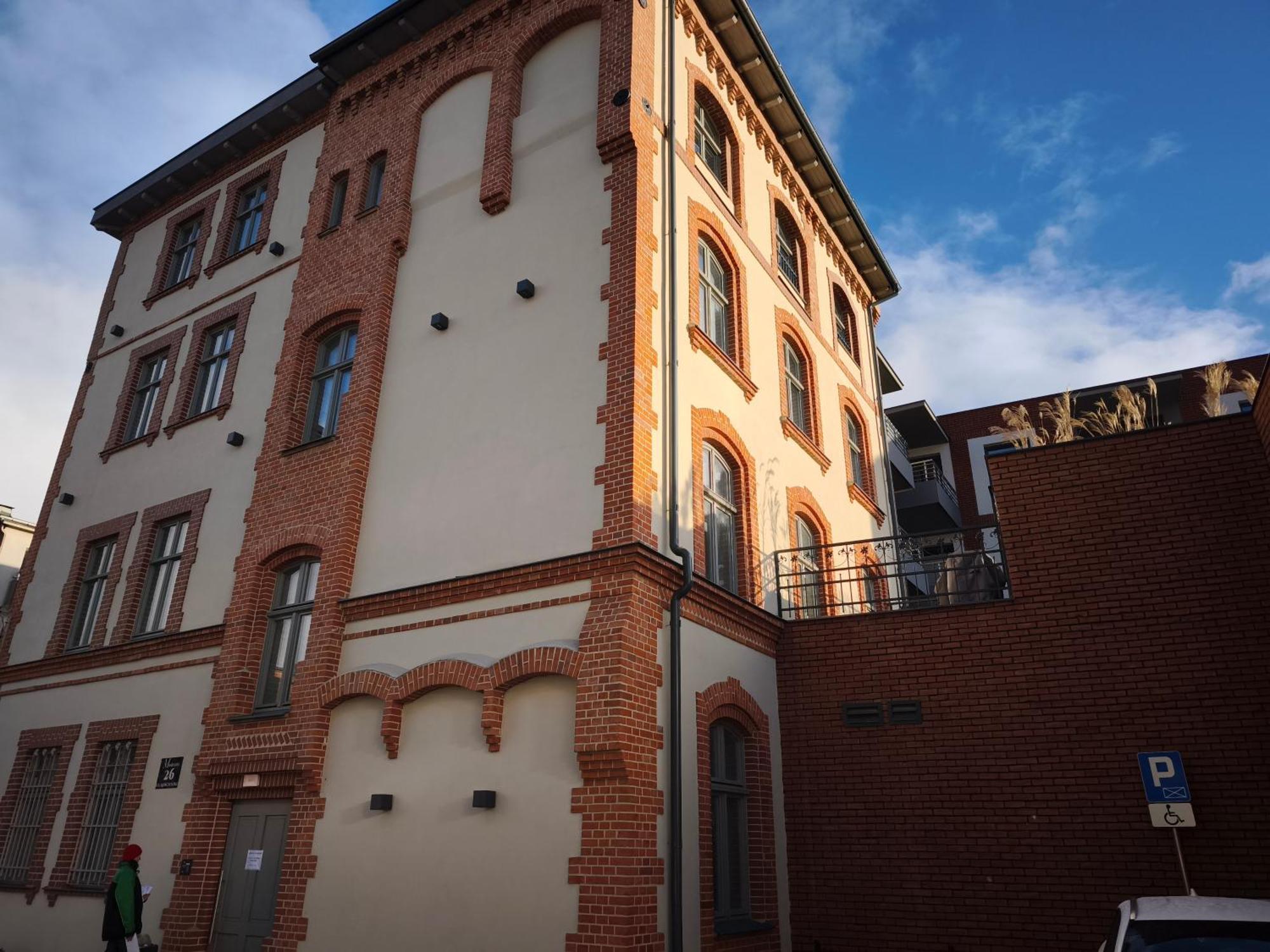 Kameralny Nowy W Centrum Miasta, Duzy Parking, Fv, Luksusowo Wyposazony, Ps5, Balkon, Klimatyzacja, Taras, Winda, Wyposazona Kuchnia Apartment *