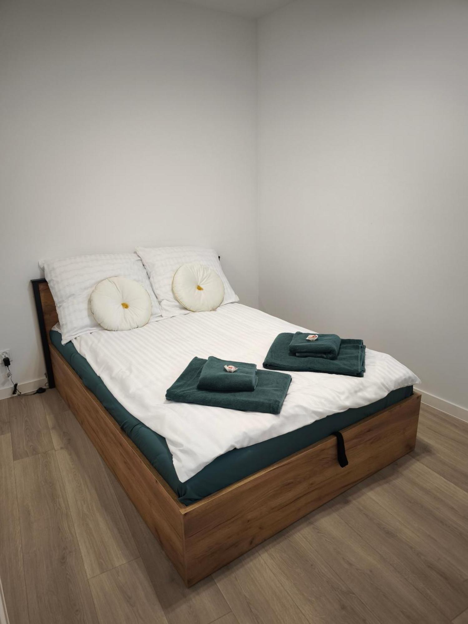 Kameralny Nowy W Centrum Miasta, Duzy Parking, Fv, Luksusowo Wyposazony, Ps5, Balkon, Klimatyzacja, Taras, Winda, Wyposazona Kuchnia Apartment